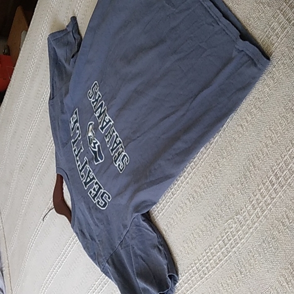 Seattle Seahawks NFL Team Apparel t-shirt - Picture 4 of 8